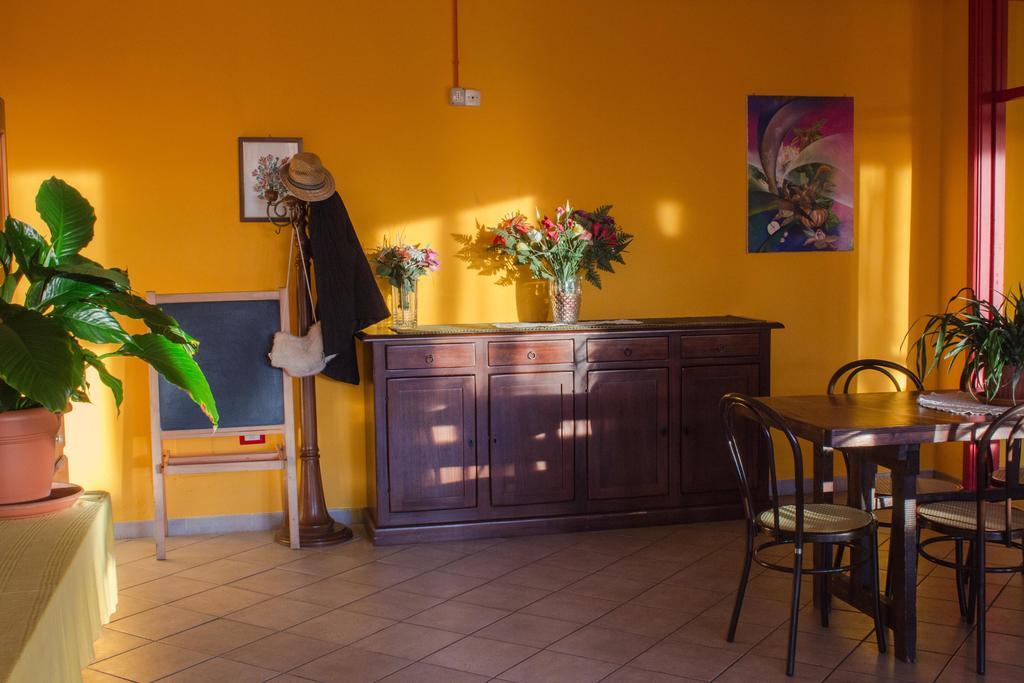 Casa Per Ferie Raggio Di Sole Bed & Breakfast Ceriale Bagian luar foto
